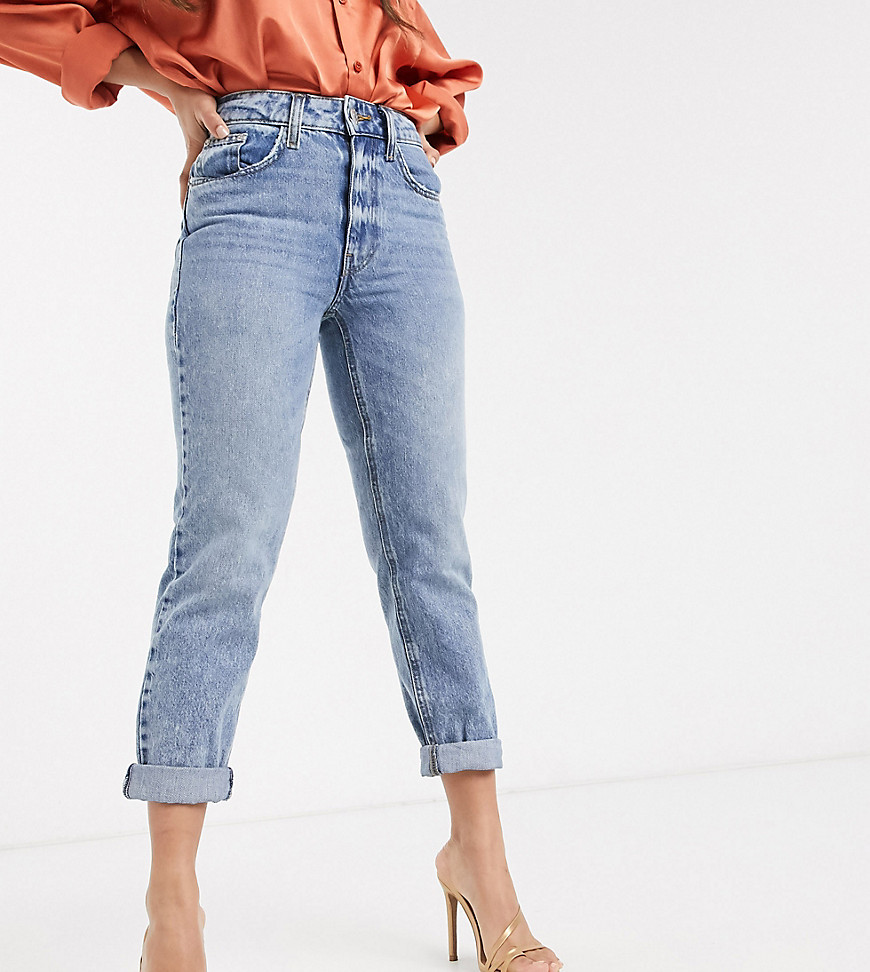 River Island Petite mom jeans in mid wash-Blue