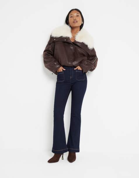 River Island Petite - Pantaloni a zampa lavaggio blu scuro con tasche sul davanti - view 1