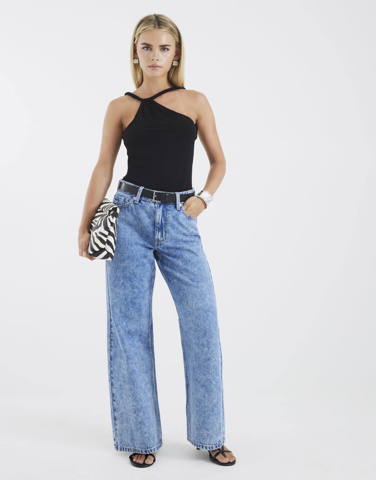River Island Petite Petite relaxed straight leg jeans in denim - light