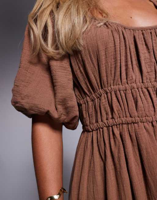River Island Petite - Robe mi-longue en aspect lin avec manches bouffantes - Taupe, 3 de 4