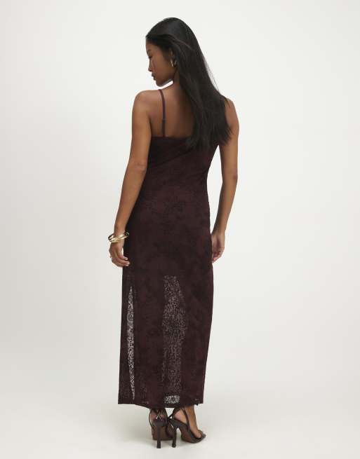 River Island Petite sleeveless devore maxi dress in burgundy, 2 of 4
