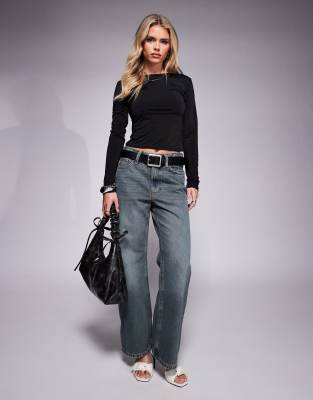 River Island Petite - Straight Jeans in verwaschenem Dunkelblau mit lockerem Schnitt