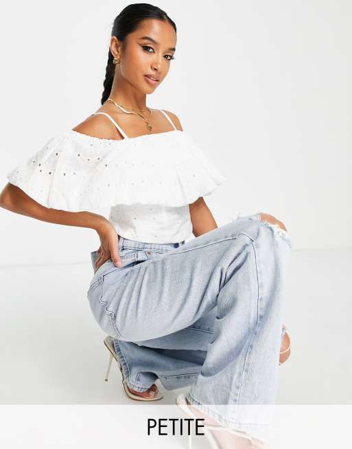 River Island Petite - Top a corsetto con scollo Bardot color crema a fiori