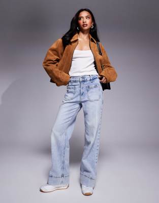 wide leg jean in lightwash blue