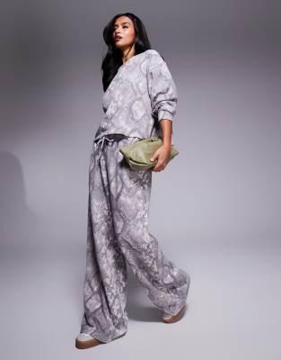 wide leg sweatpants in snake print - part of a set-Gray