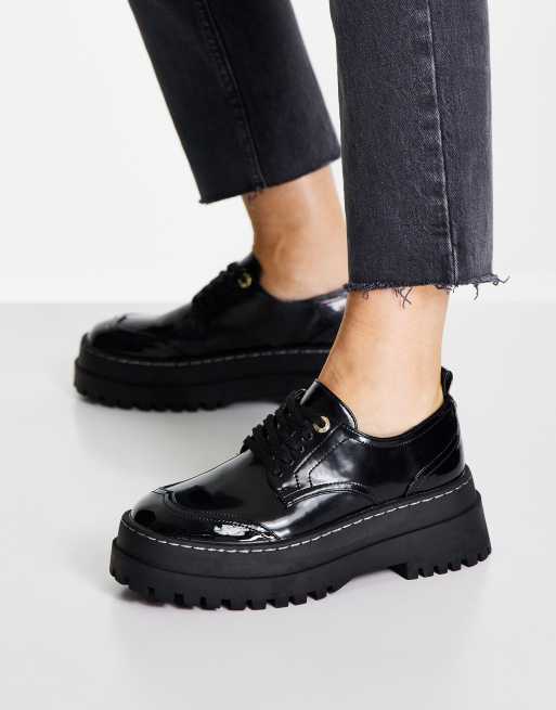 River Island Platte schoenen met veters en dikke zool in zwart