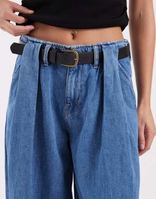 River Island pleated wide leg jeans with belt in mid denim, 4 of 5