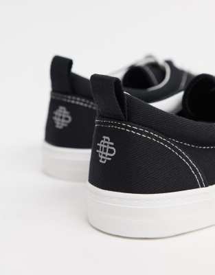 black plimsoll