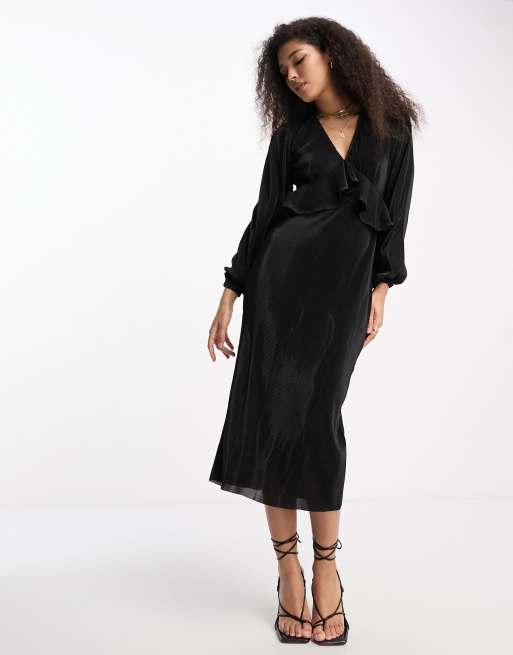 River Island plisse midi smock dress in black | ASOS