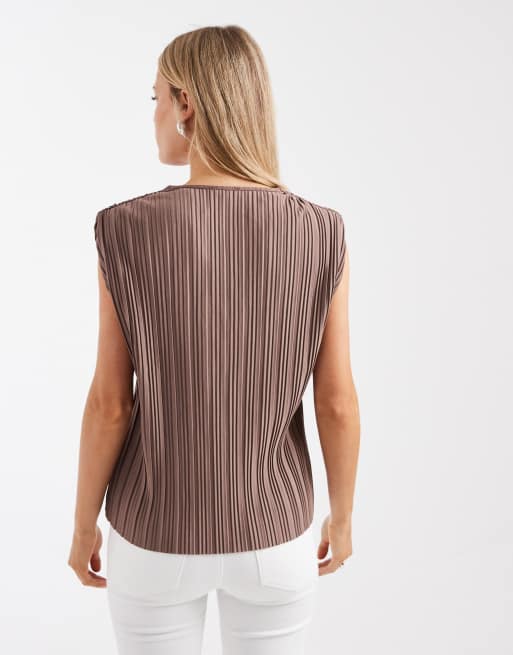 River Island plisse waistcoat in beige (part of a set), 4 of 4