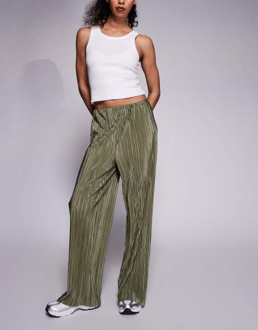 River Island plisse wide leg trousers in green, 2 of 5