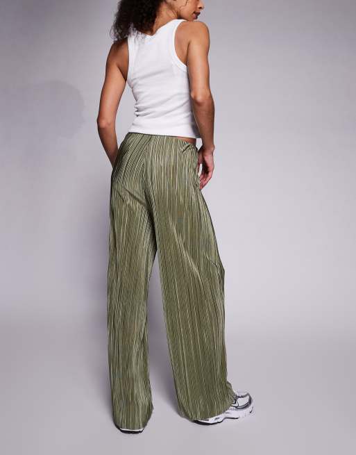 River Island plisse wide leg trousers in green, 3 of 5