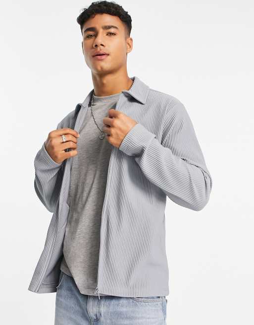 River Island – Plissierte Hemdjacke in Grau