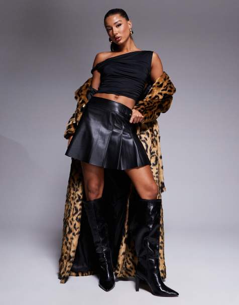 River Island – Plissierter Minirock aus Lederimitat in Schwarz - view 1