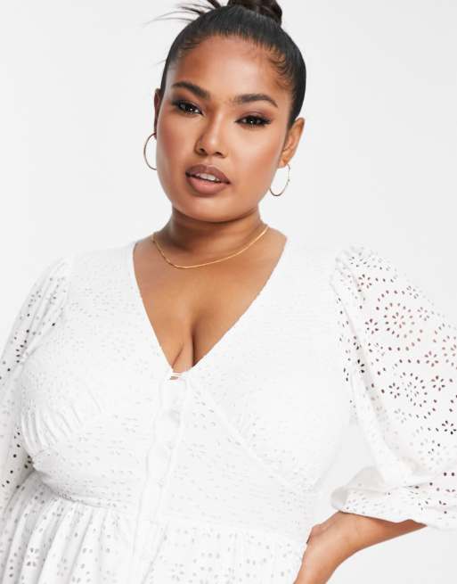 White hen do 2024 dress plus size