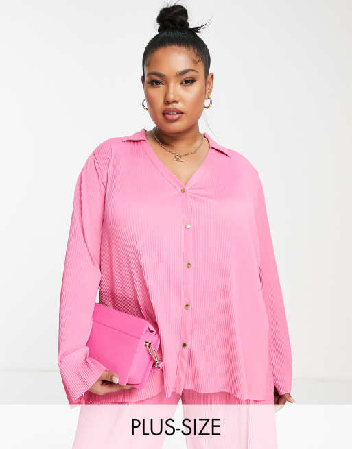River Island Plus - Camicia plissettata rosa acceso in coordinato