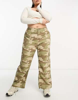 River Island Plus River Island Plus cargo utility trousers in khaki-Green