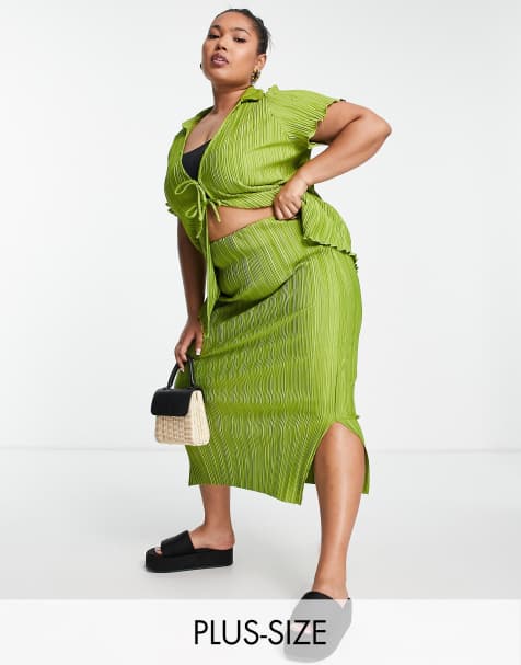 River Island Plus co-ord plisse midi skirt in green