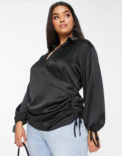 River Island Plus – Czarna kopertowa koszula z marszczonej satyny, 3 z 4