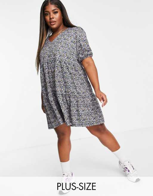 River Island Plus ditsy floral smock mini dress in purple | ASOS