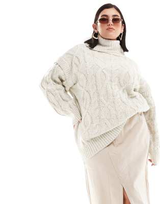 River Island Plus - Gestrickter Rollkragenpullover in Cremeweiß mit Zopfmuster