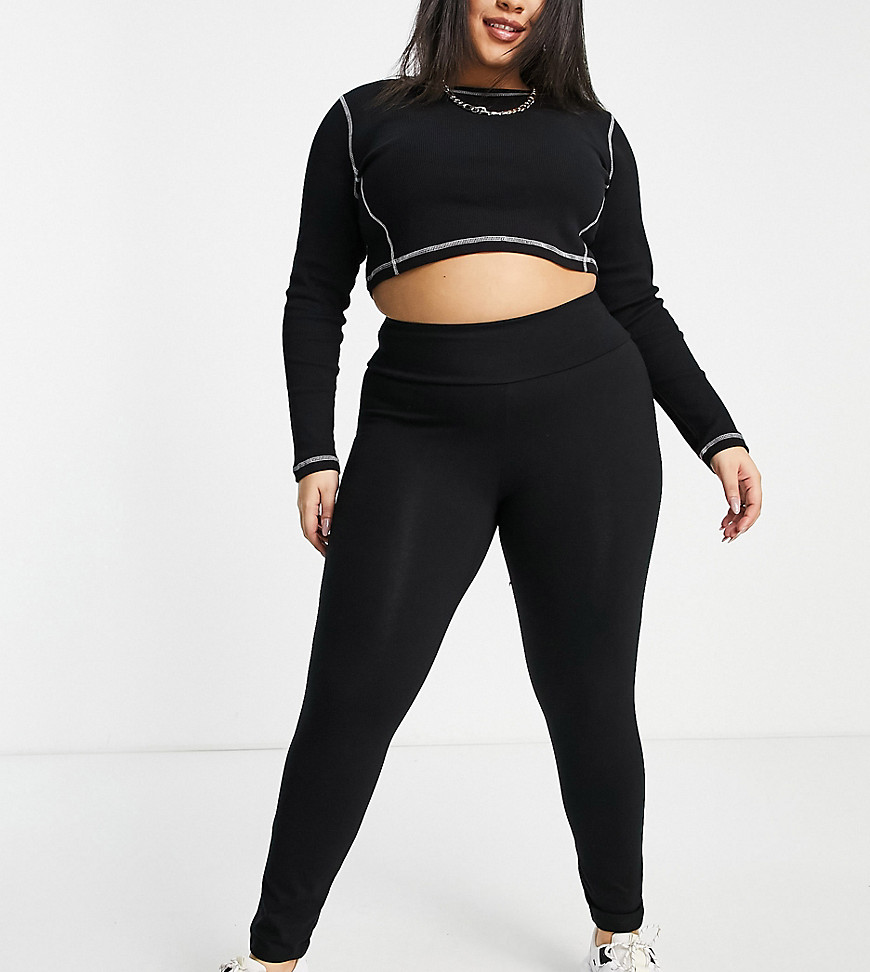 Plus-size leggings by River Island These leggings on repeat Plain design High rise Elasticated waist Bodycon fit