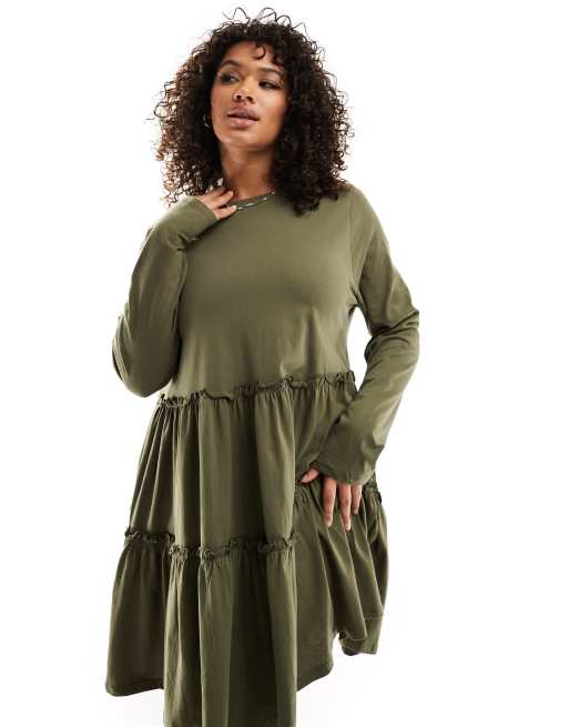 River Island Plus - Kakifarvet minikjole med smock og lange ærmer i flere niveauer, 3 af 4