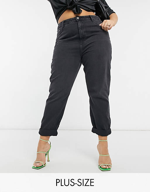 Jeans River Island Plus mom jean in washed black 