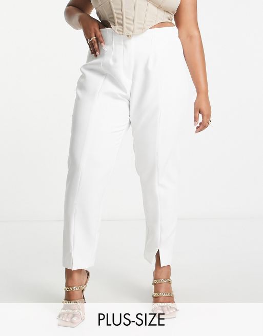 River Island Plus - Pantaloni a sigaretta con spacco sul davanti bianchi