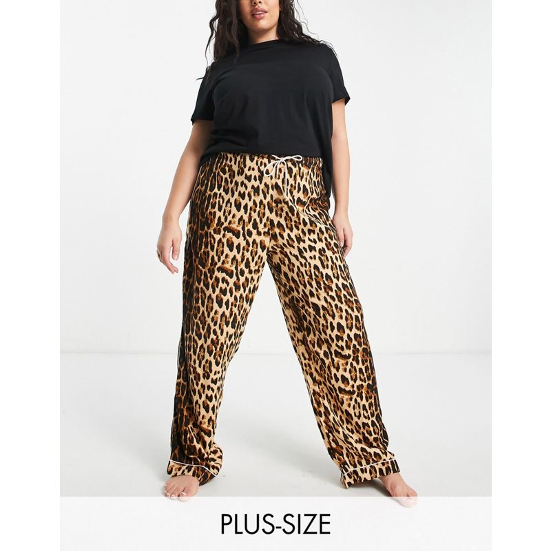 Intimo e abbigliamento notte Abbigliamento notte River Island Plus - Completo pigiama con camicia e pantaloni in raso marrone con stampa leopardata