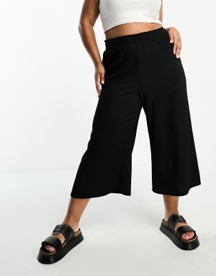 River Island Plus plisse culottes in black