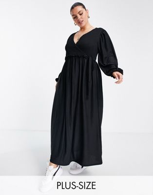 Femme River Island Plus - Robe portefeuille mi-longue avec corsage froncé - Noir