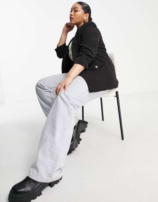 River Island Plus ruched sleeve blazer in black, 4 of 4