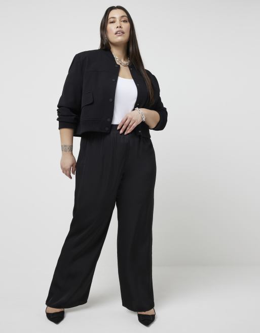 River Island Plus - Sorte pull on-bukser i satin