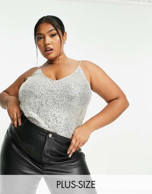 River Island Plus – Srebrna cekinowa bluzka na ramiączkach