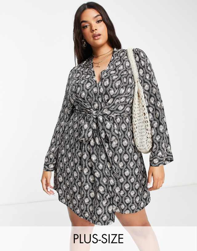 River Island Plus - tie front smock printed mini dress in black