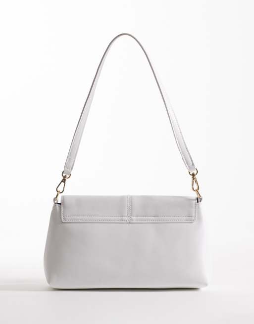 River Island - Pochette da spalla bianca con patta anteriore, 4 di 4