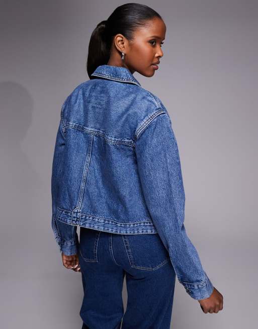 River Island pocket detail denim jacket in medium denim, 3 of 4