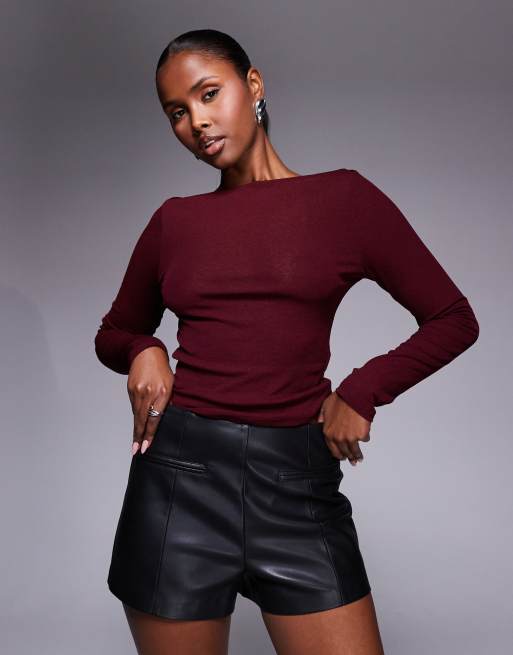 River Island pocket detail faux leather hotpants in black, 4 of 5