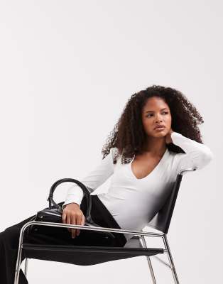 River Island Polyamide V-neck Detail Top In White