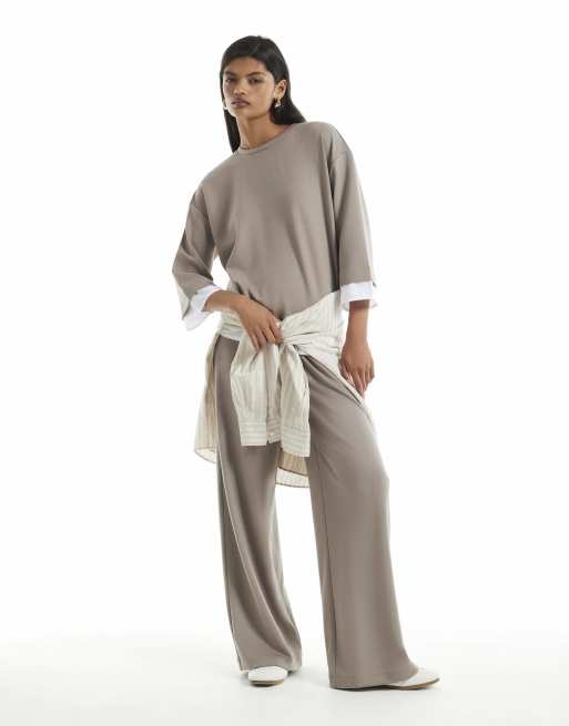 River Island Premium hybrid layered sweatshirt in beige, 3 of 4