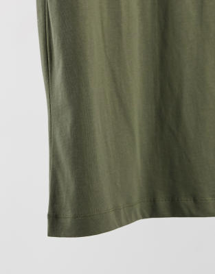 Thumbnail 4 of 4