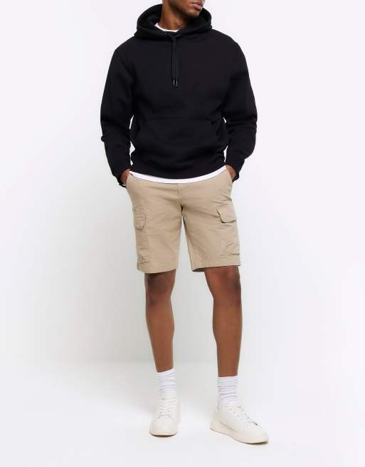 River Island Regular fit cargo shorts in stone - medium