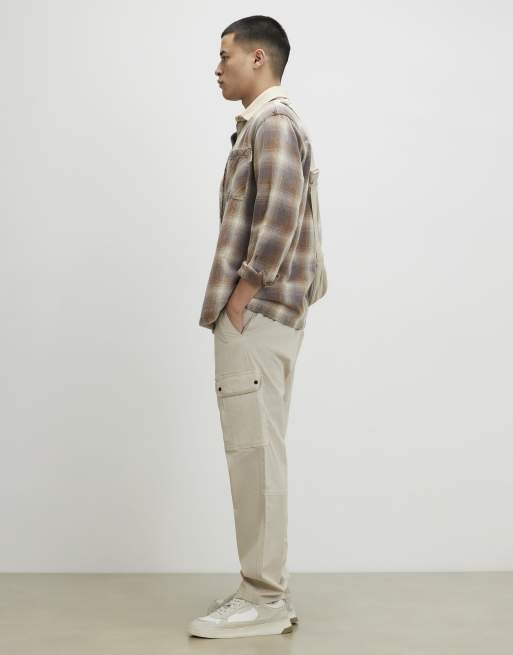 River Island Regular fit cargo trousers in ecru, 2 of 4