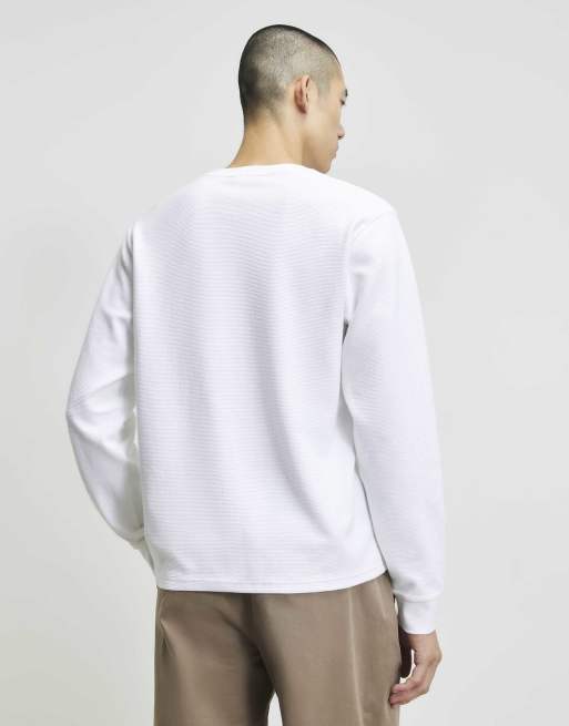 River Island Regular fit cotton henley neck t-shirt in white, 4 of 4