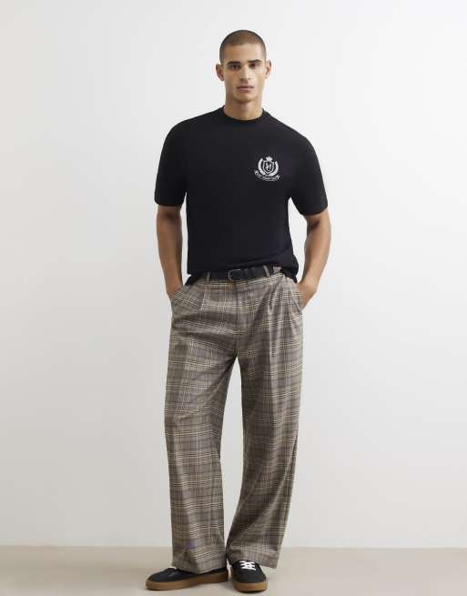 River Island Regular fit cotton manor club t-shirt in black, 3 of 4
