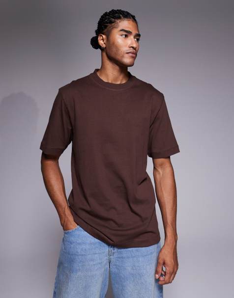 River Island regular fit essential t-shirt in dark brown - view 1
