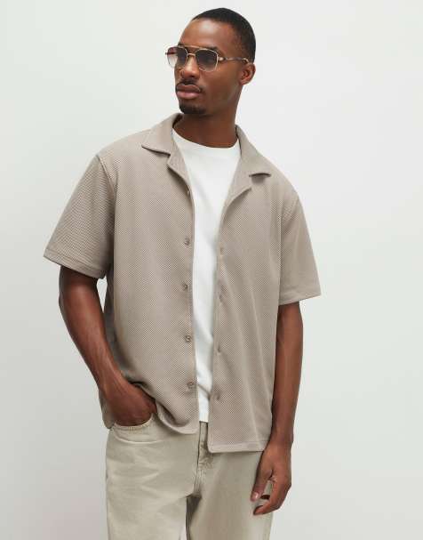 River Island Regular fit revere short sleeve shirt in stone - view 1