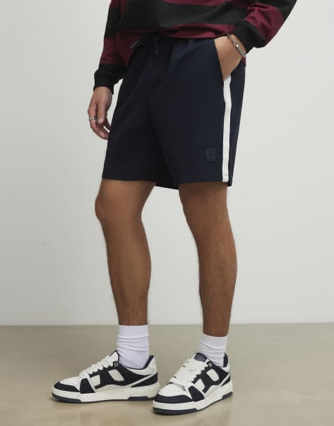 River Island Regular fit ripstop shorts in navy - view 1