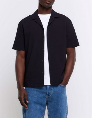 River Island Regular fit seersucker revere shirt in black